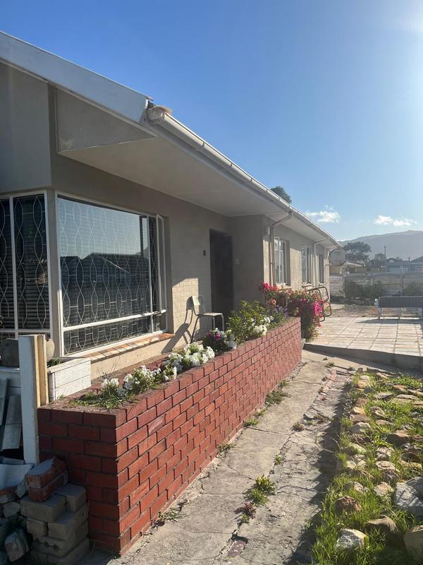 3 Bedroom Property for Sale in Steenberg Western Cape